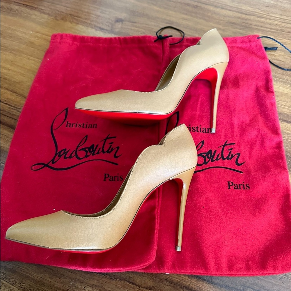 Hot Chick Louboutins